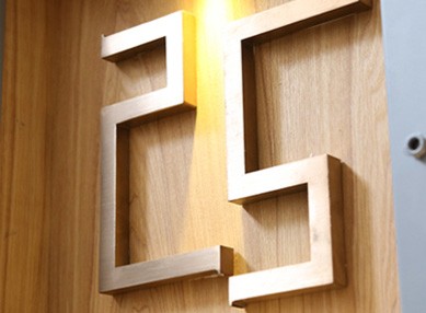 標(biāo)識(shí)標(biāo)牌制作質(zhì)量會(huì)受哪些因素的影響